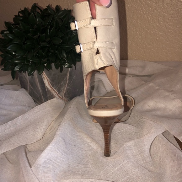 Emerson Frye Ankle Cuff Heels - Picture 5 of 11